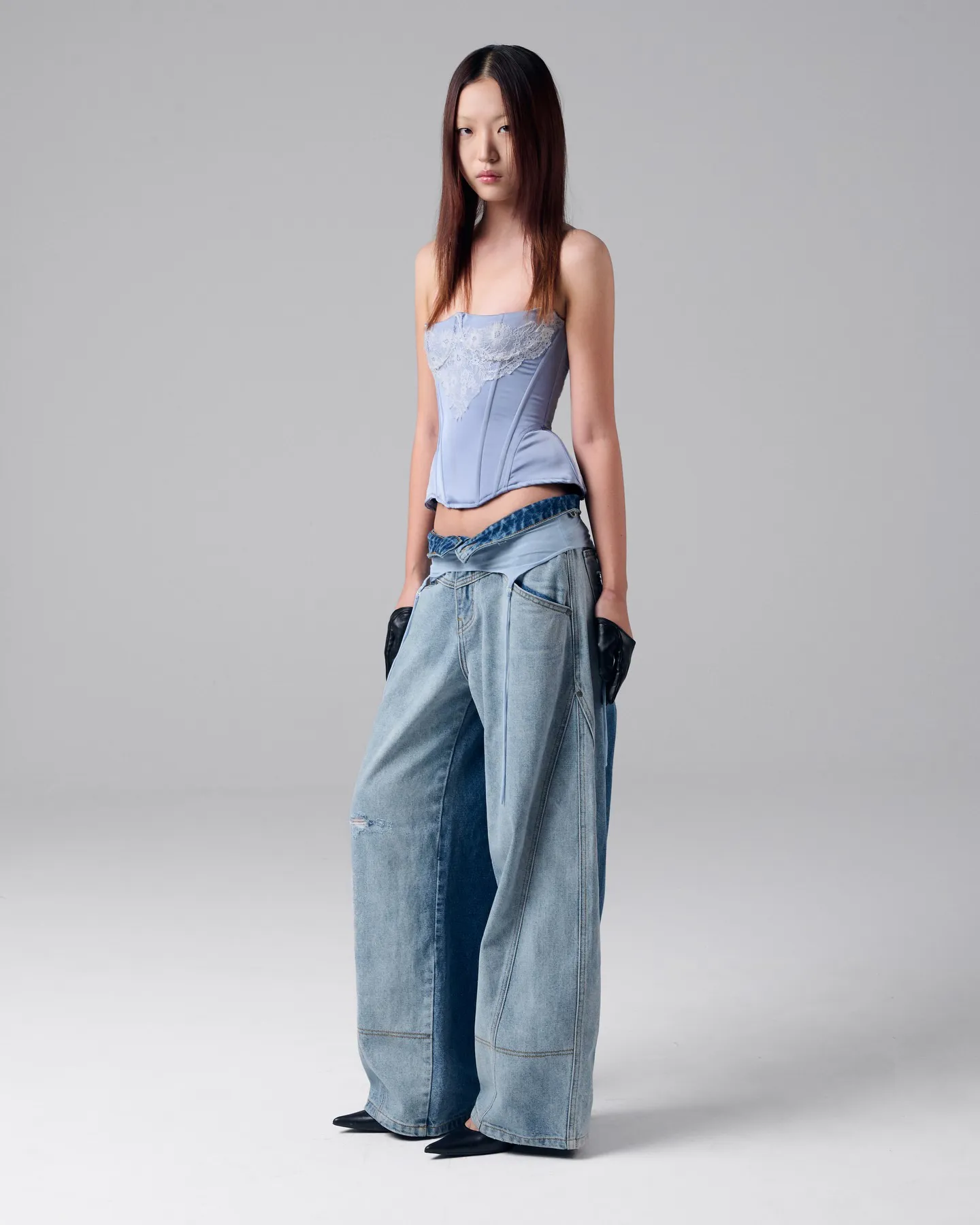 THE BACK-BITE JEANS secondary view